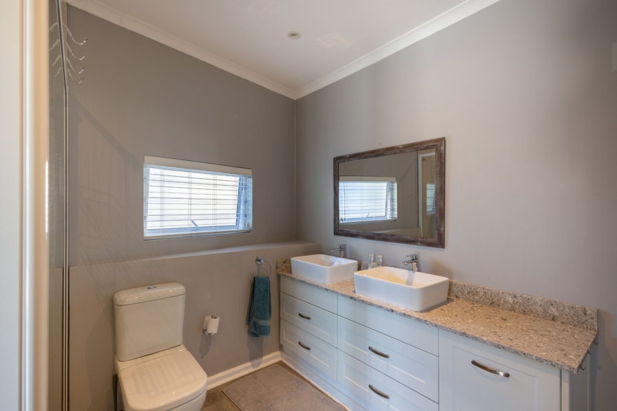 5 Bedroom Property for Sale in Upper Robberg Western Cape
